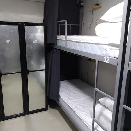 Mega Hostel Киев Экстерьер фото