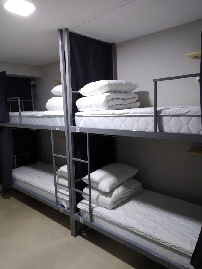 Mega Hostel Киев Экстерьер фото